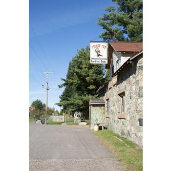 Stoney Pub; formerly Rock Garden Tavern