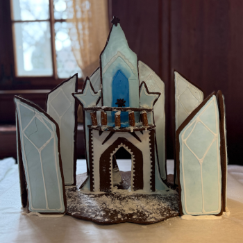 1st Place Grades 9-12: Cedar Grove-Belgium High School “Elsa’s Ice Castle” 